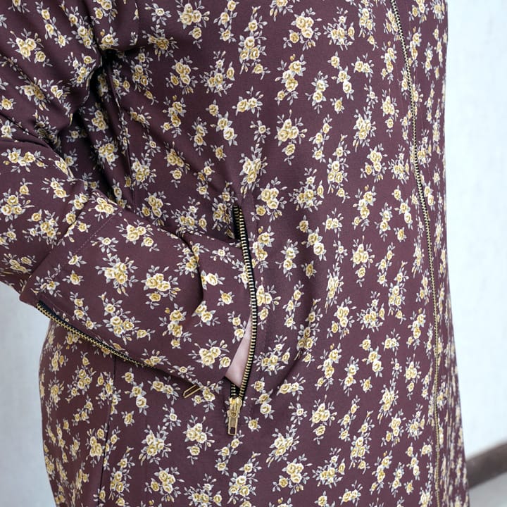 BROWN TINY FLORAL - GEORGETTE