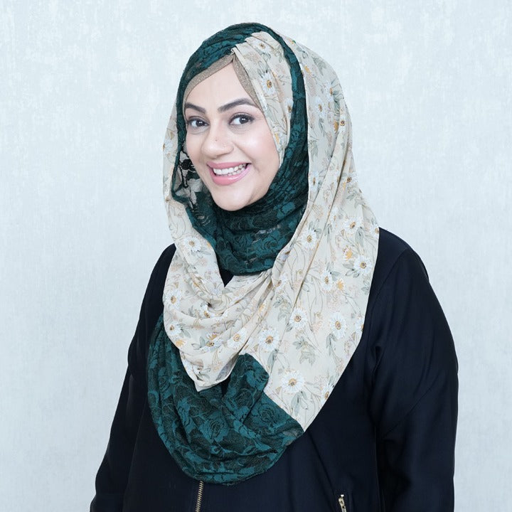 GREEN & WHITE VINTAGE DAISES