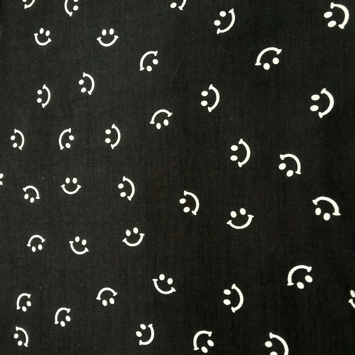 BLITE SMILES A-LAWN