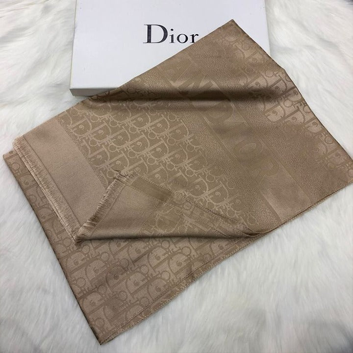 BEIGE DIOR