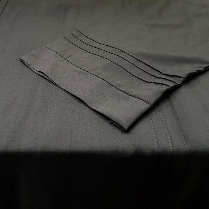 BLACK A-LAWN