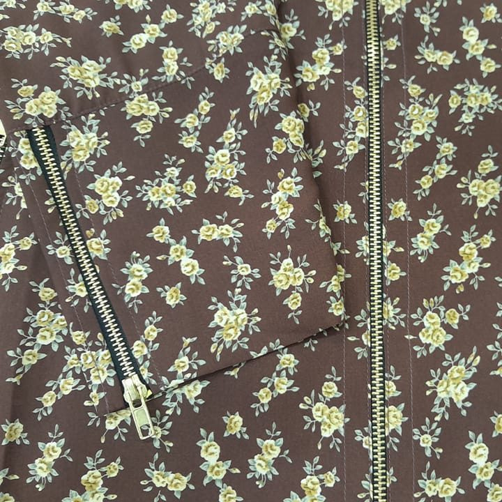 BROWN TINY FLORAL - GEORGETTE