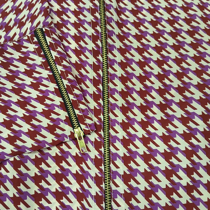 BURGUNDY HOUNDTOOTH - GEORGETTE